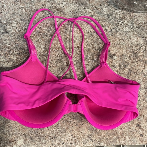 Victoria Secret Bra - Picture 2 of 6